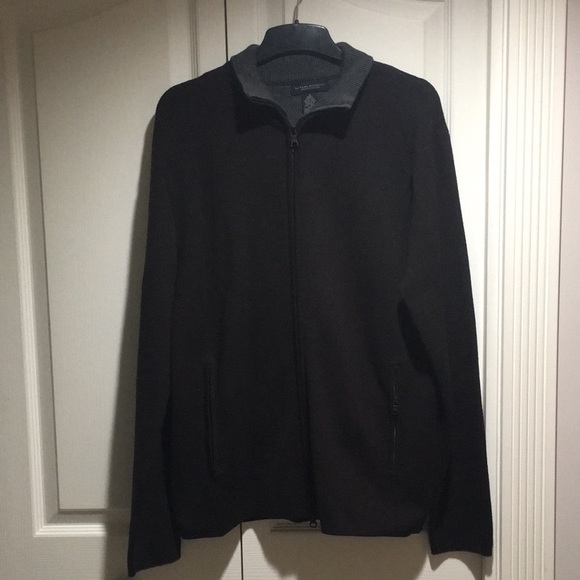 Banana Republic men’s merino zipped sweater size M